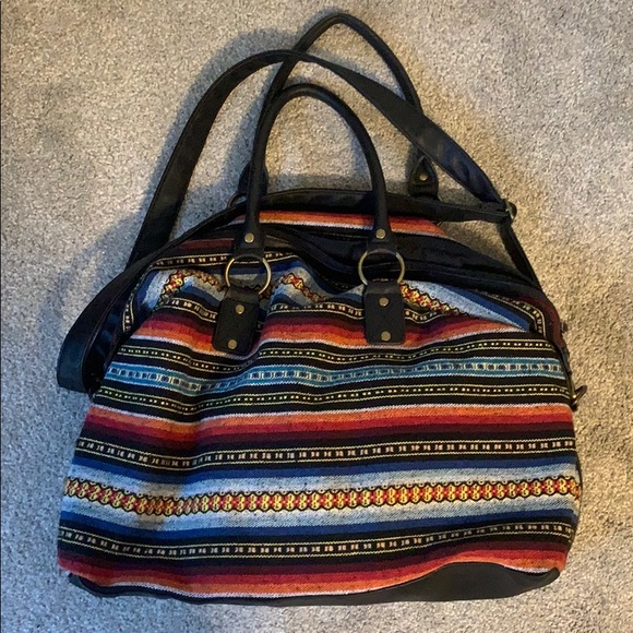 Patterned Weekender Bag - Picture 2 of 5